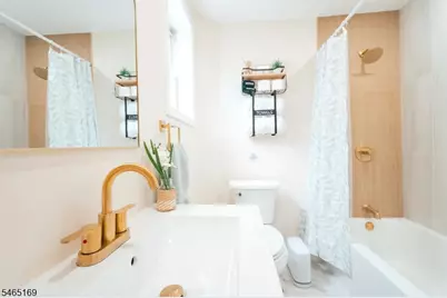 18 Van Rensselear St #1, Belleville, NJ 07109 - Photo 21