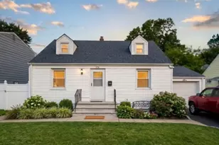 576 Uncas Ave, Roselle, NJ 07203 - Photo 1