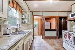 68 Silver Lake Rd, Frelinghuysen Township, NJ 07825 - Photo 9