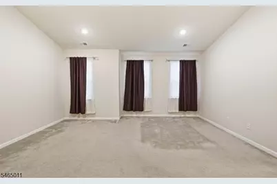 1424 Hudson Cir, Highland Park, NJ 08904 - Photo 13