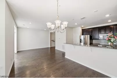 1424 Hudson Cir, Highland Park, NJ 08904 - Photo 9