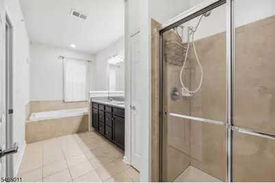 1424 Hudson Cir, Highland Park, NJ 08904 - Photo 17