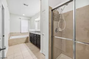 1424 Hudson Cir, Highland Park, NJ 08904 - Photo 17