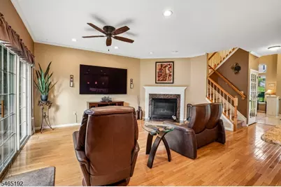16 Langdale Rd, Wayne Twp., NJ 07470 - Photo 7