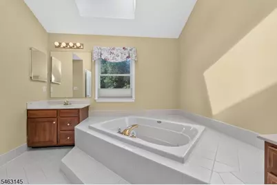 7 Stark Ct, Raritan Township, NJ 08551 - Photo 23