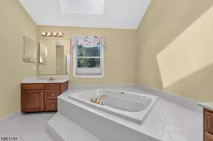 7 Stark Ct, Raritan Township, NJ 08551 - Photo 23