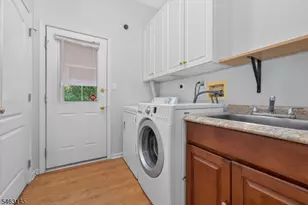 7 Stark Ct, Raritan Township, NJ 08551 - Photo 15