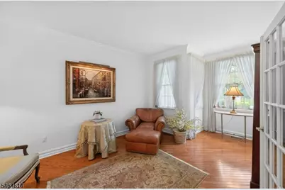 22 Benedict Cres, Bernards Township, NJ 07920 - Photo 5