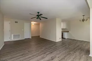 132 Indian Hollow Court, Mahwah, NJ 07430 - Photo 7