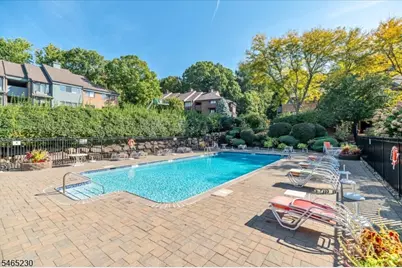 132 Indian Hollow Ct #132, Mahwah, NJ 07430 - Photo 19