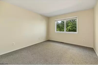 132 Indian Hollow Ct #132, Mahwah, NJ 07430 - Photo 15