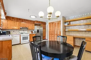 201 Kiwanis Dr, Wayne, NJ 07470 - Photo 7