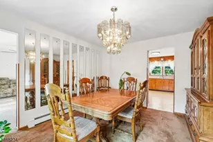 201 Kiwanis Dr, Wayne, NJ 07470 - Photo 9