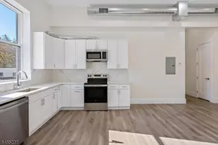 153 Orchard St, East Rutherford, NJ 07073 - Photo 5