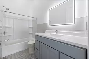 153 Orchard St, East Rutherford, NJ 07073 - Photo 15