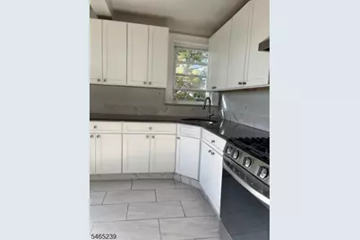 15 Brewster Ave, Ridgefield, NJ 07660 - Photo 13