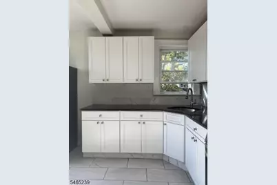 15 Brewster Ave, Ridgefield, NJ 07660 - Photo 11