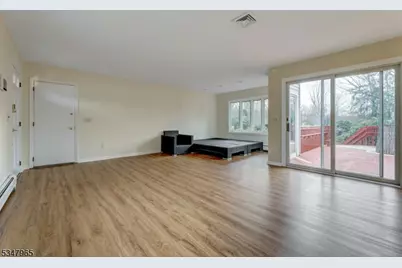 11 Old Tappan Rd, Old Tappan, NJ 07675 - Photo 19