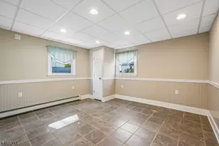 26 Huron Ave, Parsippany, NJ 07034 - Photo 23