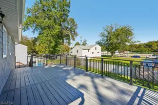 26 Huron Ave, Parsippany, NJ 07034 - Photo 31