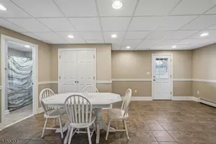 26 Huron Ave, Parsippany, NJ 07034 - Photo 19