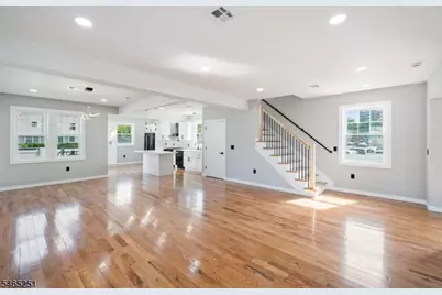 1123 Thompson Ave, Roselle, NJ 07203 - Photo 9