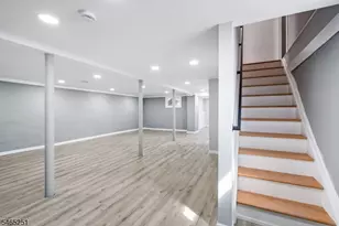 1123 Thompson Ave, Roselle, NJ 07203 - Photo 15