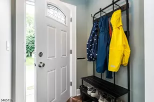 25 Davey St, Bloomfield, NJ 07003 - Photo 3