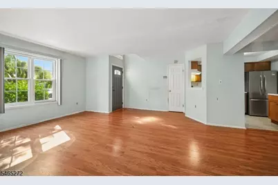 905 Montague Ave, Woodbridge Township, NJ 08830 - Photo 3