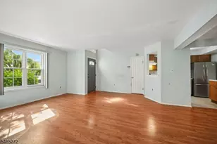 905 Montague Ave, Woodbridge Township, NJ 08830 - Photo 3