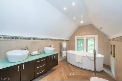 16 Upper Mountain Ave, Montclair, NJ 07042 - Photo 37