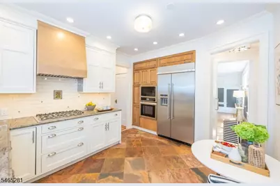 16 Upper Mountain Ave, Montclair, NJ 07042 - Photo 13