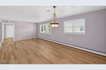 13 Venezia St, Berkeley Township, NJ 08757 - Photo 9