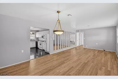 13 Venezia St, Berkeley Township, NJ 08757 - Photo 11