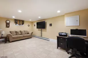 77 Harrison St, Clark Township, NJ 07066 - Photo 29