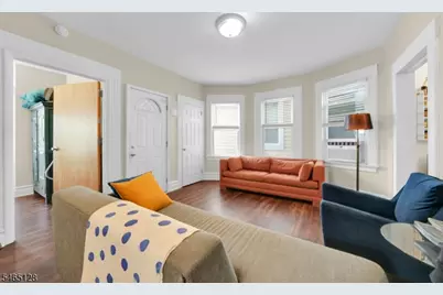 42 N Willow St, Montclair, NJ 07042 - Photo 5