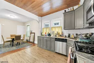 42 N Willow St, Montclair, NJ 07042 - Photo 23