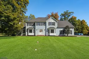 14 Eagle Dr, Raritan Township, NJ 08551 - Photo 1