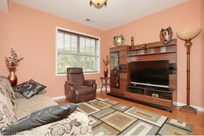 8403 Warrens Way, Wanaque, NJ 07465 - Photo 17