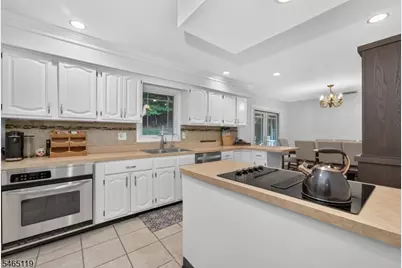 21 Alexandra Rd, Roxbury Township, NJ 07850 - Photo 15
