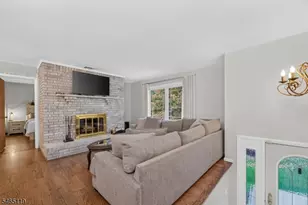 21 Alexandra Rd, Roxbury Township, NJ 07850 - Photo 3