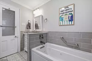 406 W Moore St, Hackettstown, NJ 07840 - Photo 33