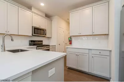 77 Robeson St, Somerville, NJ 08876 - Photo 13