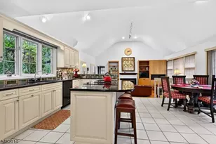 6 Palmer Ct, Florham Park, NJ 07932 - Photo 15