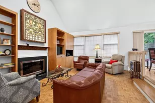 6 Palmer Ct, Florham Park, NJ 07932 - Photo 13