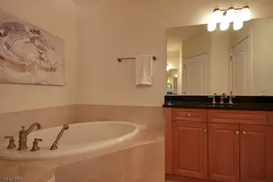 6 Carillon Cir, Livingston, NJ 07039 - Photo 17