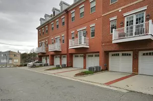 6 Carillon Cir, Livingston, NJ 07039 - Photo 19