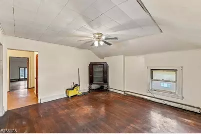 72 N Munn Ave, East Orange, NJ 07017 - Photo 35