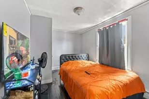 72 N Munn Ave, East Orange, NJ 07017 - Photo 25