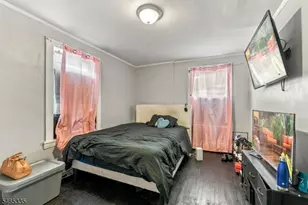 72 N Munn Ave, East Orange, NJ 07017 - Photo 37